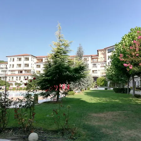 Harmony Hills**** Lami *